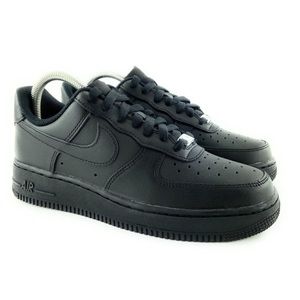 BNIB Nike Air Force 1 ‘07 - women’s size 9